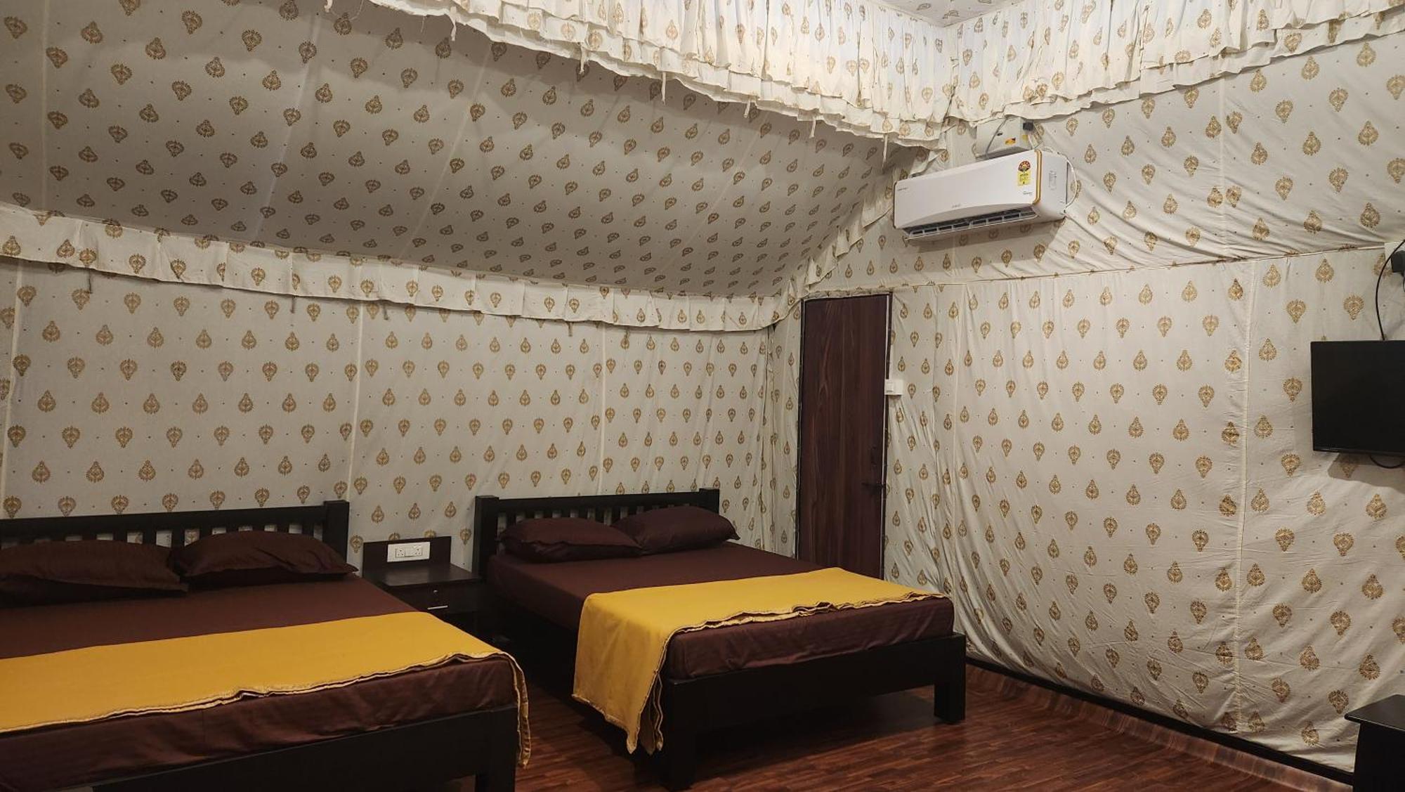 Woods Creek Apartment Dandeli Exterior photo